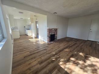 13530 Leadwell St Unit 10, Los Angeles, CA 91405