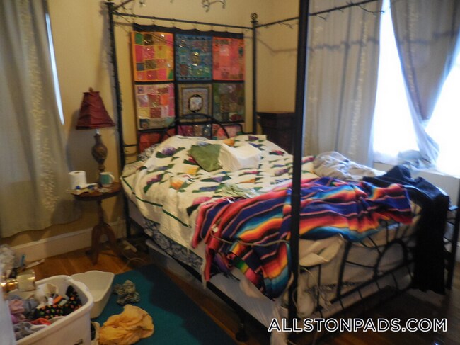 17 Highgate St unit 1, Allston, MA 02134 - photo 7