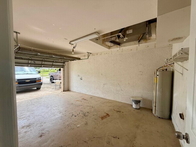 4802 Golfview Blvd, Lehigh Acres, FL 33973 - photo 6