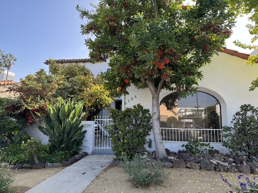 6128 Maryland Dr, Los Angeles, CA 90048 - photo 1