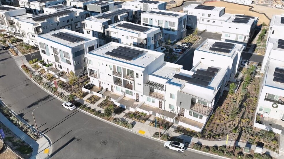 Valencia - Outlook, Valencia, CA 91381 - photo 2