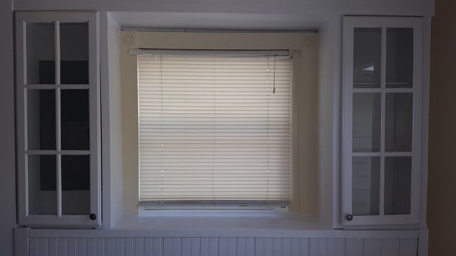 1231 Longwood St, West Palm Beach, FL 33401 - photo 6