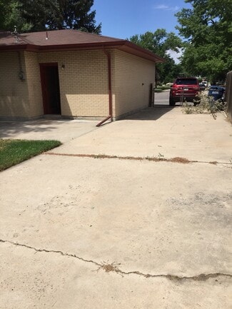 6898 Newman St, Arvada, CO 80004