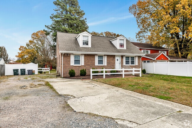 26 McDonald Rd, Hampton, VA 23669 - photo 4