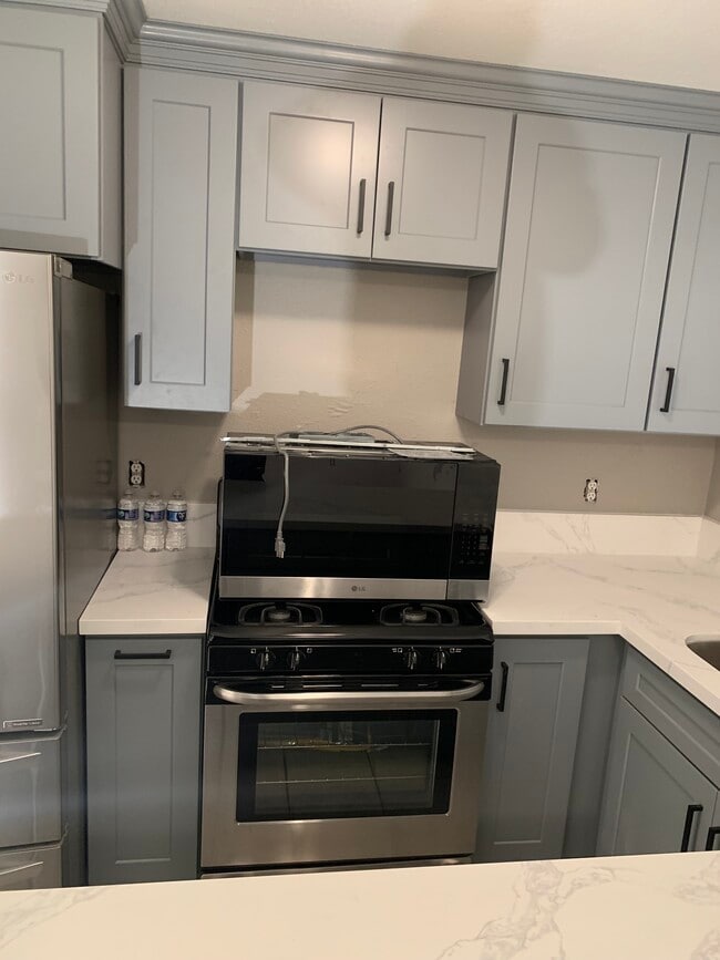 250 N Hargrave St unit 2, Banning, CA 92220 - photo 7