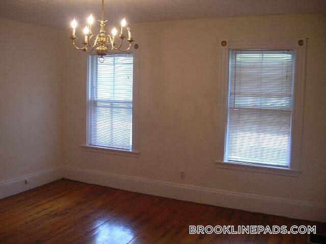 258 Cypress St unit 1, Brookline, MA 02445 - photo 7