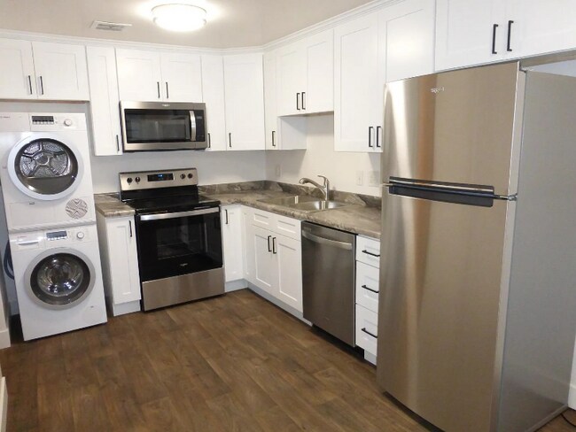 475 N Wall St unit 8, Salt Lake City, UT 84103 - photo 2