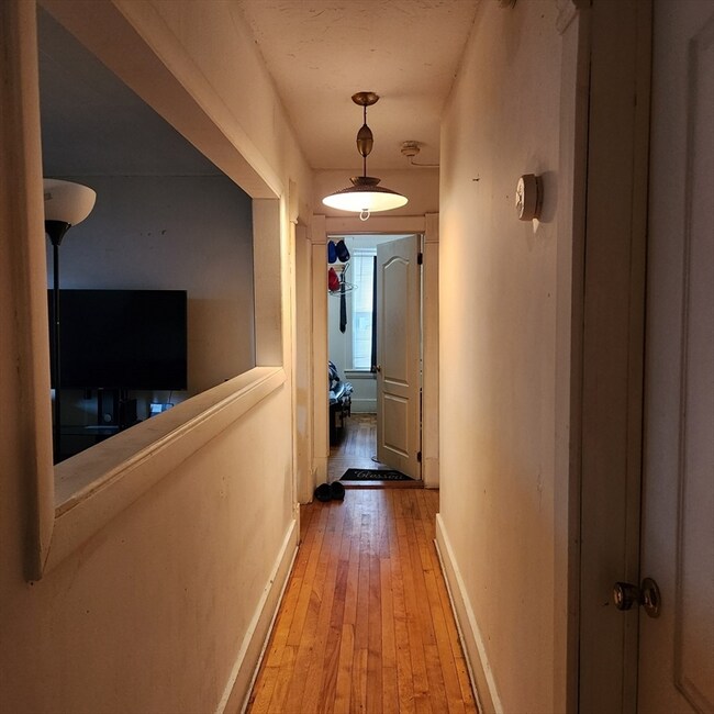 213 Lincoln St unit 3, Worcester, MA 01605 - photo 6