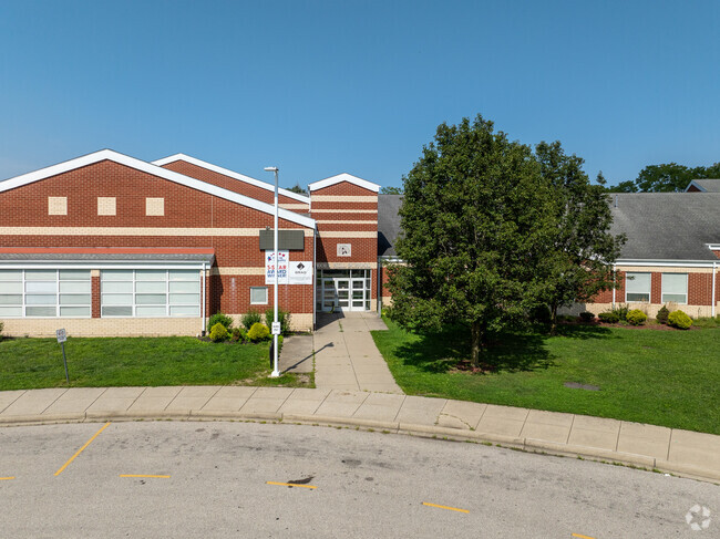 Roll Hill School