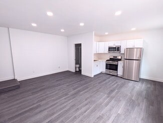 201 Parkbrook Plaza, San Diego, CA 92114