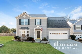 2492 Feathertree Ln, Lawrenceville, GA 30044