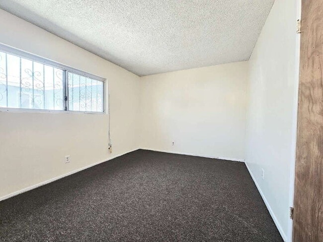 231 E 89th St, Los Angeles, CA 90003 - photo 7