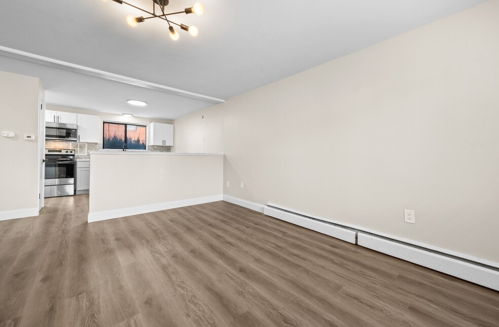 10 Henderson Dr unit 10C, East Hartford, CT 06108 - photo 1