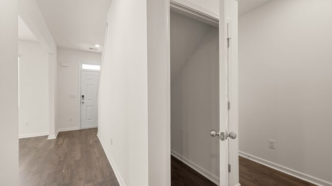 205 Storm Ln, Hoschton, GA 30548 - photo 7