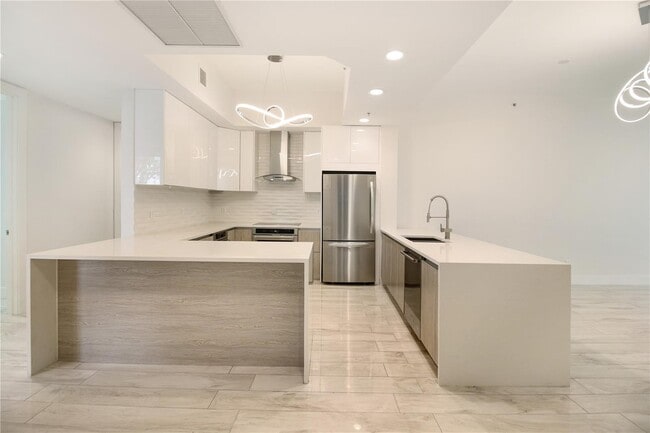 Biscayne Landing unit 107, North Miami, FL 33181 - photo 3