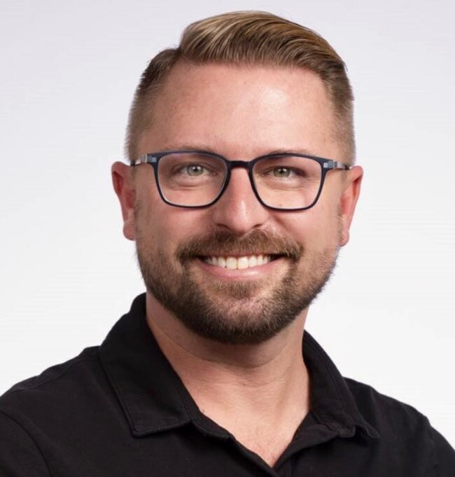 Agent Photo