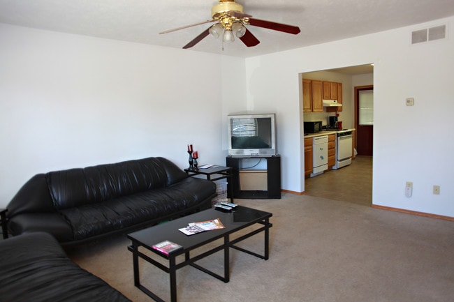 Kendall Ridge South, Kalamazoo, MI 49006 - photo 4