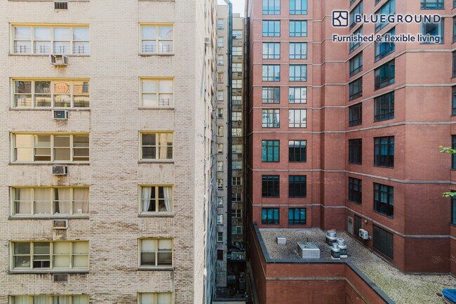 340 E 52nd St unit FL7-ID1527, New York, NY 10022 - photo 5