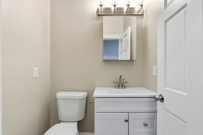 2215 E Biddle St, Baltimore, MD 21213 - photo 7