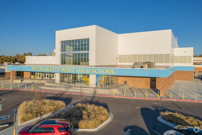 Putnam City West High School