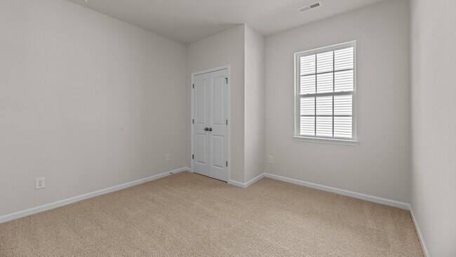 1607 Abberly Place unit 36205013, Graham, NC 27253 - photo 6
