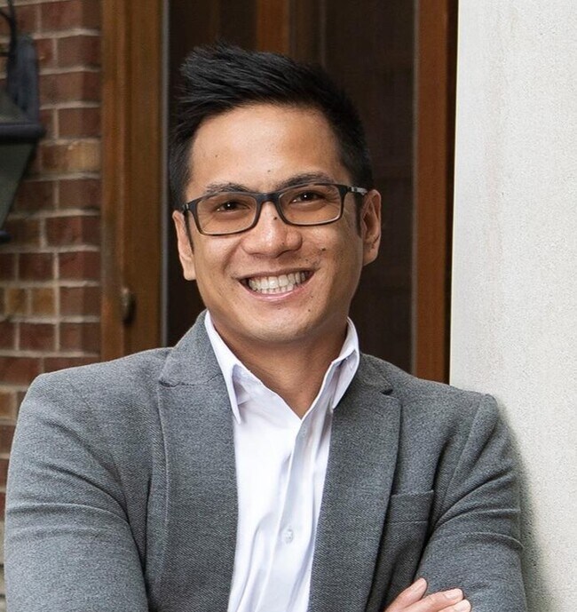 Ray Nicolas