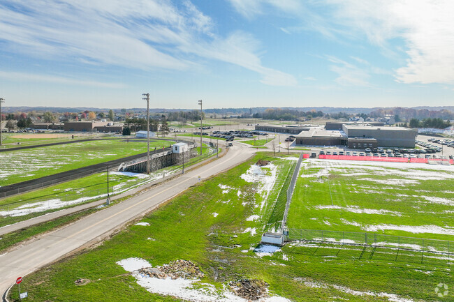 There are over 400 students enrolled at Somerset High School.