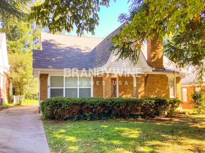 1351 Jefferson Ave, Atlanta, GA 30344 - photo 1