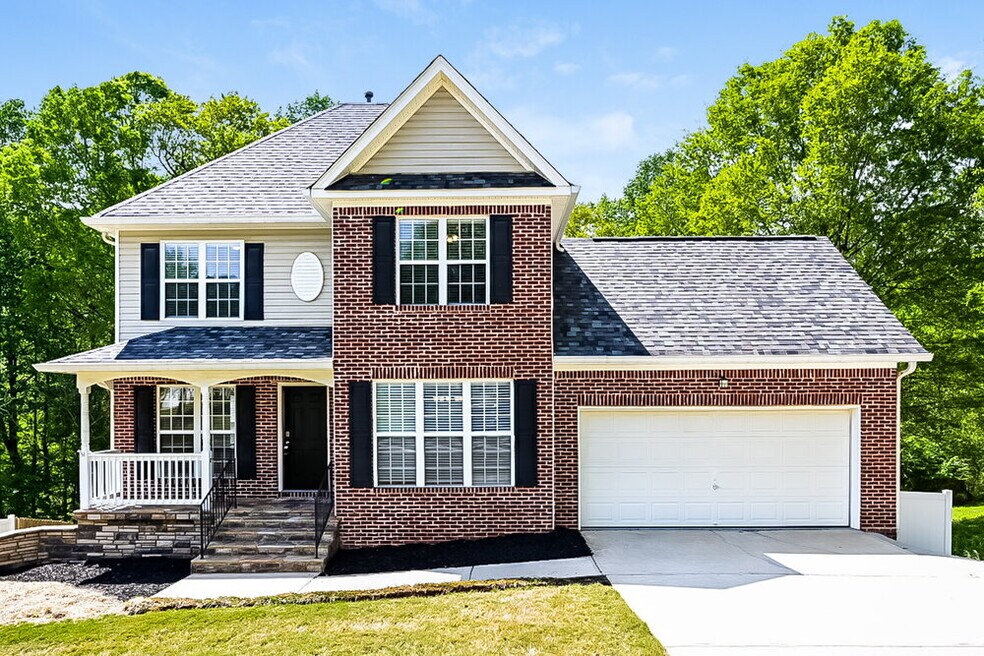 350 Madison Ave, Hampton, GA 30228 - photo 1