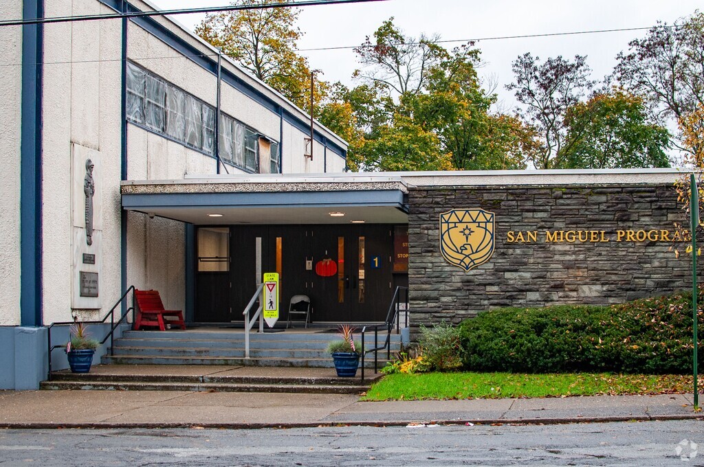 San Miguel Academy Of Newburgh serves students in the Newburgh community.