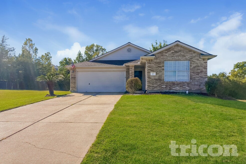 423 Lazy Ln, Montgomery, TX 77356 - photo 1