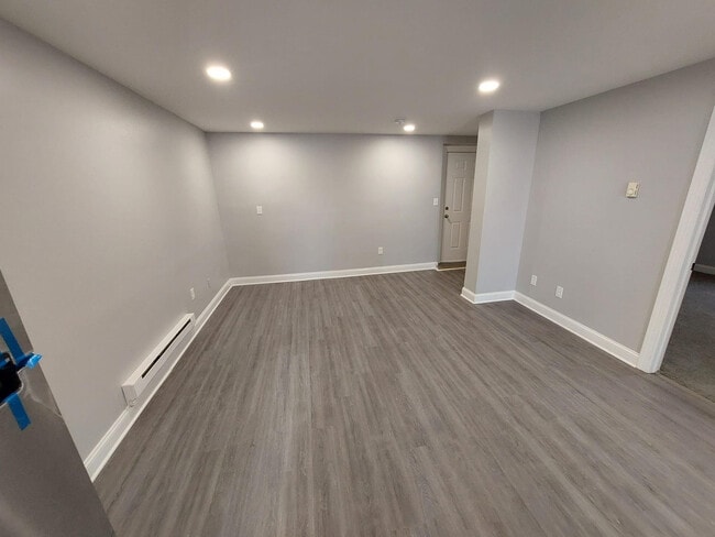 32 S Wycombe Ave, Lansdowne, PA 19050 - photo 5