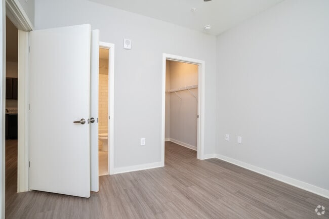 2BR, 2BA - 943SF - Second Bedroom