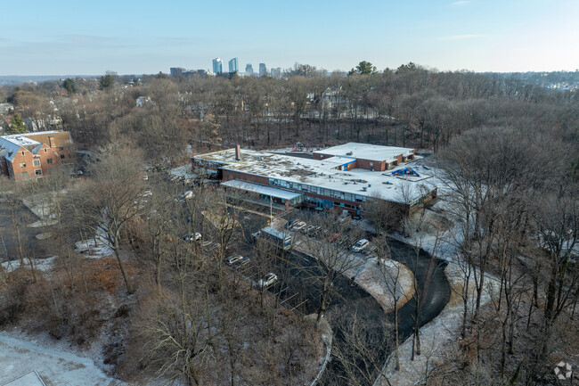 Highview Elementary School is in Hartsdale, NY.
