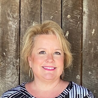 Jennifer Ray