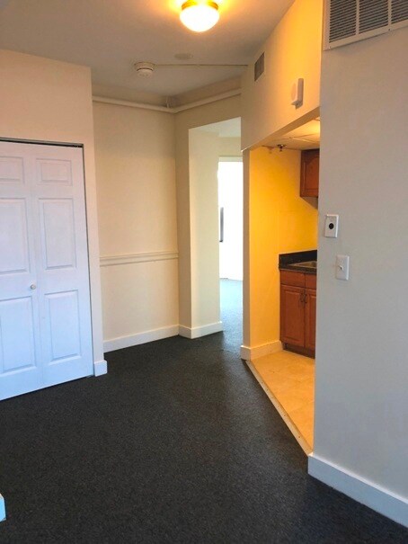 477 Commonwealth Ave unit 202, Boston, MA 02215 - photo 6