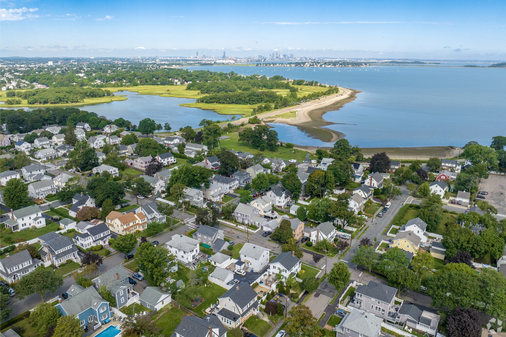 With it proximity to Boston its no wonder why people love moving to \Merrymount.