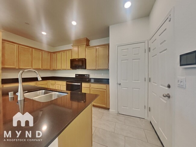 7942 Pitcher St, Citrus Heights, CA 95610 - photo 5