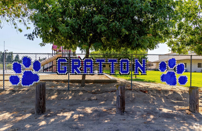Gratton School Outer East Stanislaus Modesto home of the Bobcats.