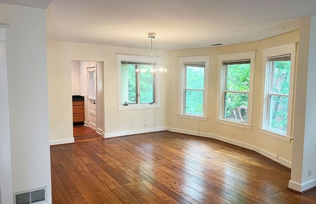 3436 Lyleburn Place unit 3436-02, Cincinnati, OH 45220 - photo 4