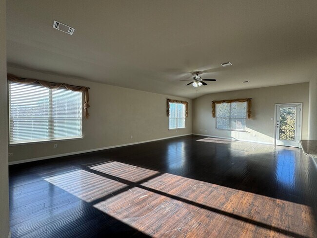 8900 Viewpark Ln, Killeen, TX 76542 - photo 2