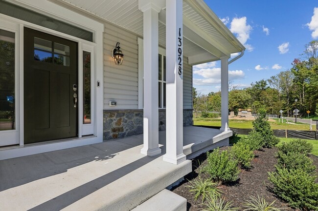 13928 Pecan Ridge Way, Bowie, MD 20715 - photo 3