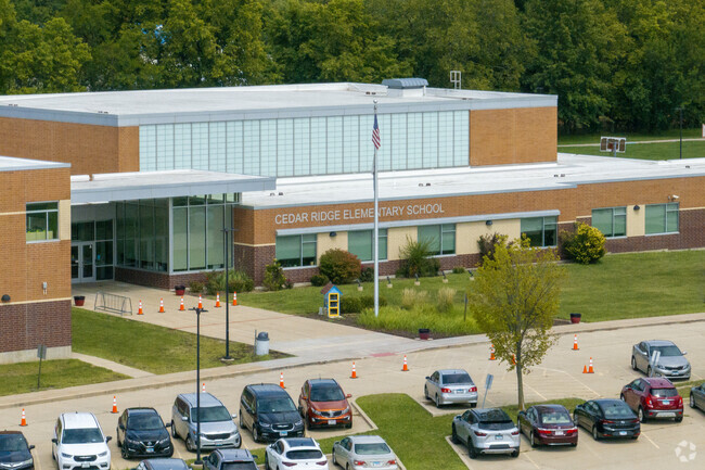 Cedar Ridge Elementary welcomes students from Irvin to its well ranked campus.