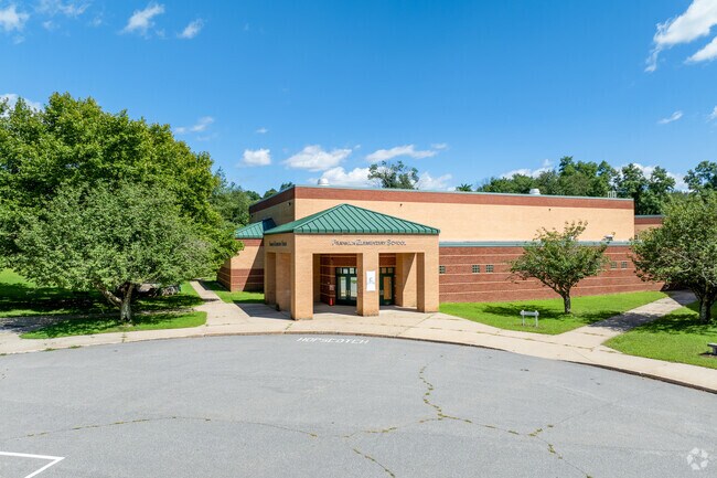 Franklin Elementary School is a public school in Franklin serving students in grades K-8.