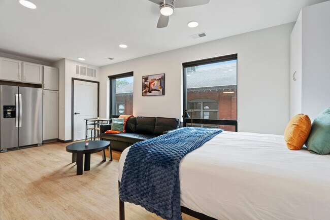 423 E Michigan St unit ID1026464P, Indianapolis, IN 46204 - photo 4