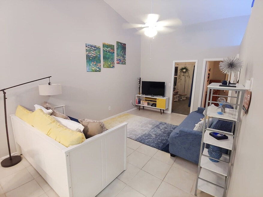 3832 SW 30th Terrace unit ID1359098P, Gainesville, FL 32608 - photo 1