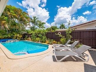 417 NW 21st St, Wilton Manors, FL 33311