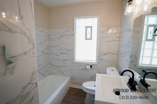 7600 Dobel St, Detroit, MI 48234 - photo 6