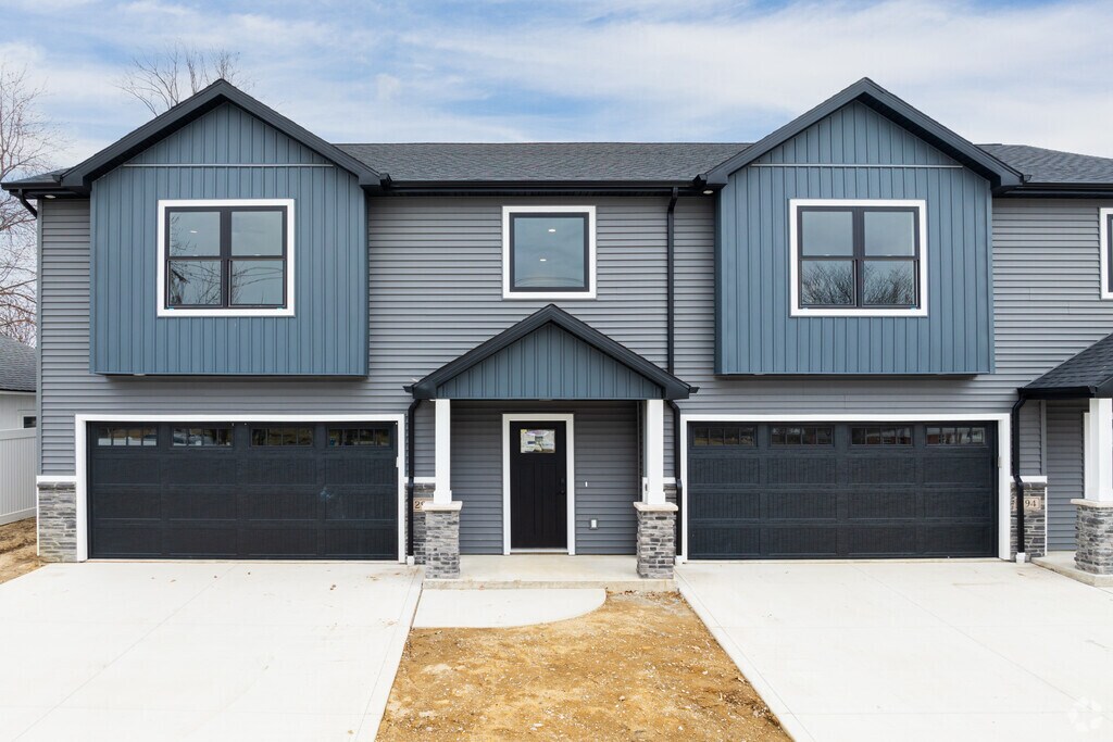 West Hamilton Hamlets 296 W Hamilton Rd N, Fort Wayne, IN