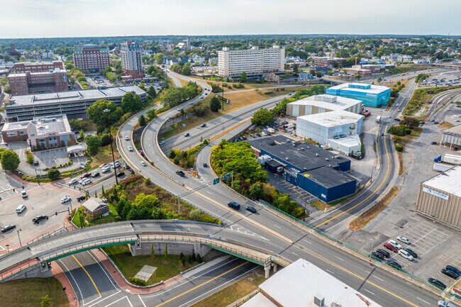 Downtown New Bedford has direct connection to major commuter arteries like Rt. 6.